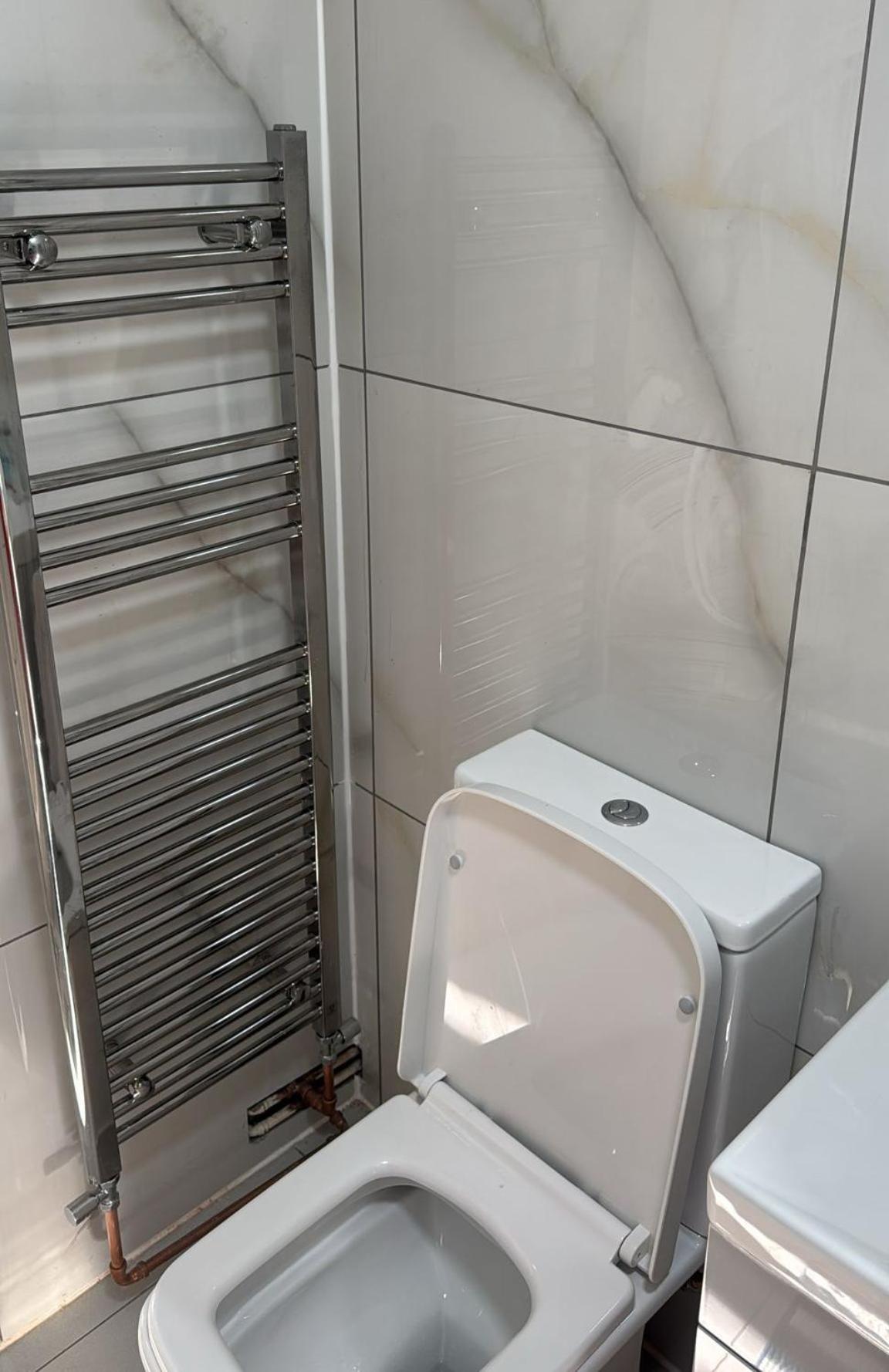 33Sm Dreams Unlimited Serviced Accommodation- Staines - Heathrow Stanwell Exterior foto